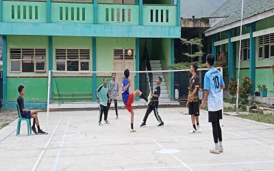 SMP Ma'arif NU 3 Jatinegara Sparing Sepak Takraw Bersama SMA  Al-Ikhlas Cerih