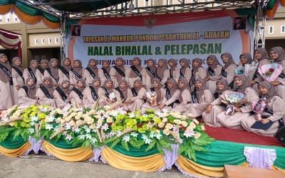 Pelepasan Siswa Kelas IX Tahun Pelajaran 2021/2022